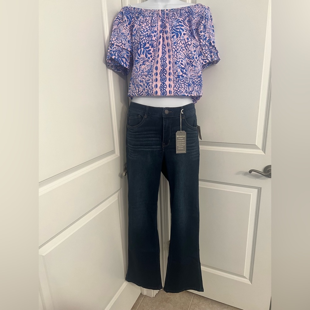 NWT Wit & Wisdom AbSolution Itty Bitty Bootcut Jeans purchased from Nordstrom.